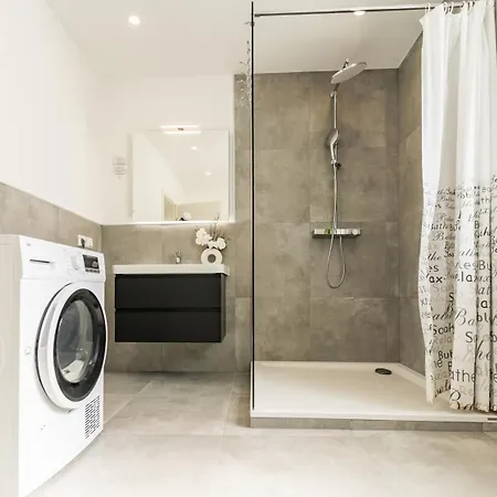 3br, 1ba W Walk-in Closet, Ac, Near Rab