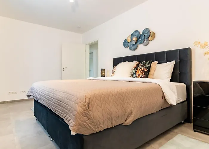 3br, 1ba W Walk-in Closet, Ac, Near Rab Apartamento *